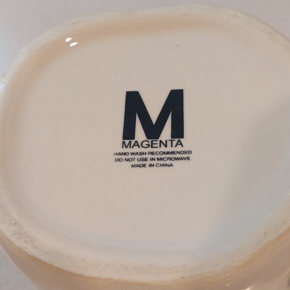 Magenta for Rae Dunn Ivory 16 oz Ceramic Coffee Mug with "YUM" in Black Letters - Picture 7 of 8